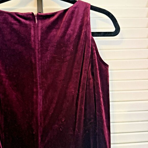 White House Black Market Long Velvet Dress Burgundy Holiday Gown Cold Shoulder S - Picture 5 of 13